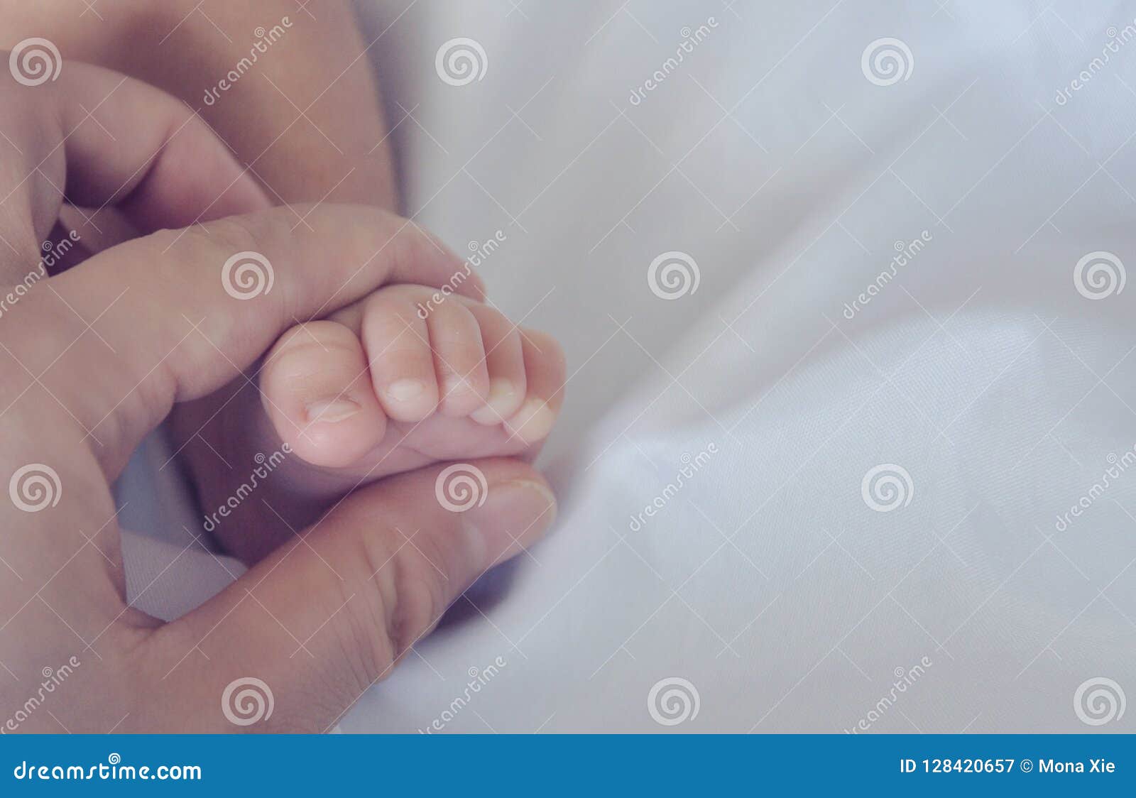 babyÃ¢â¬â¢s foot